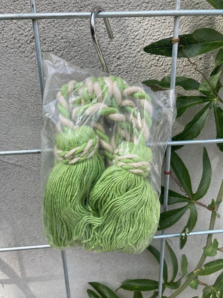 EMBRASSE MET DUBBELE FLOS LT GROEN NIEUW, Huis en Inrichting, Stoffering | Gordijnen en Lamellen, 20 cm, -, -, Nieuw