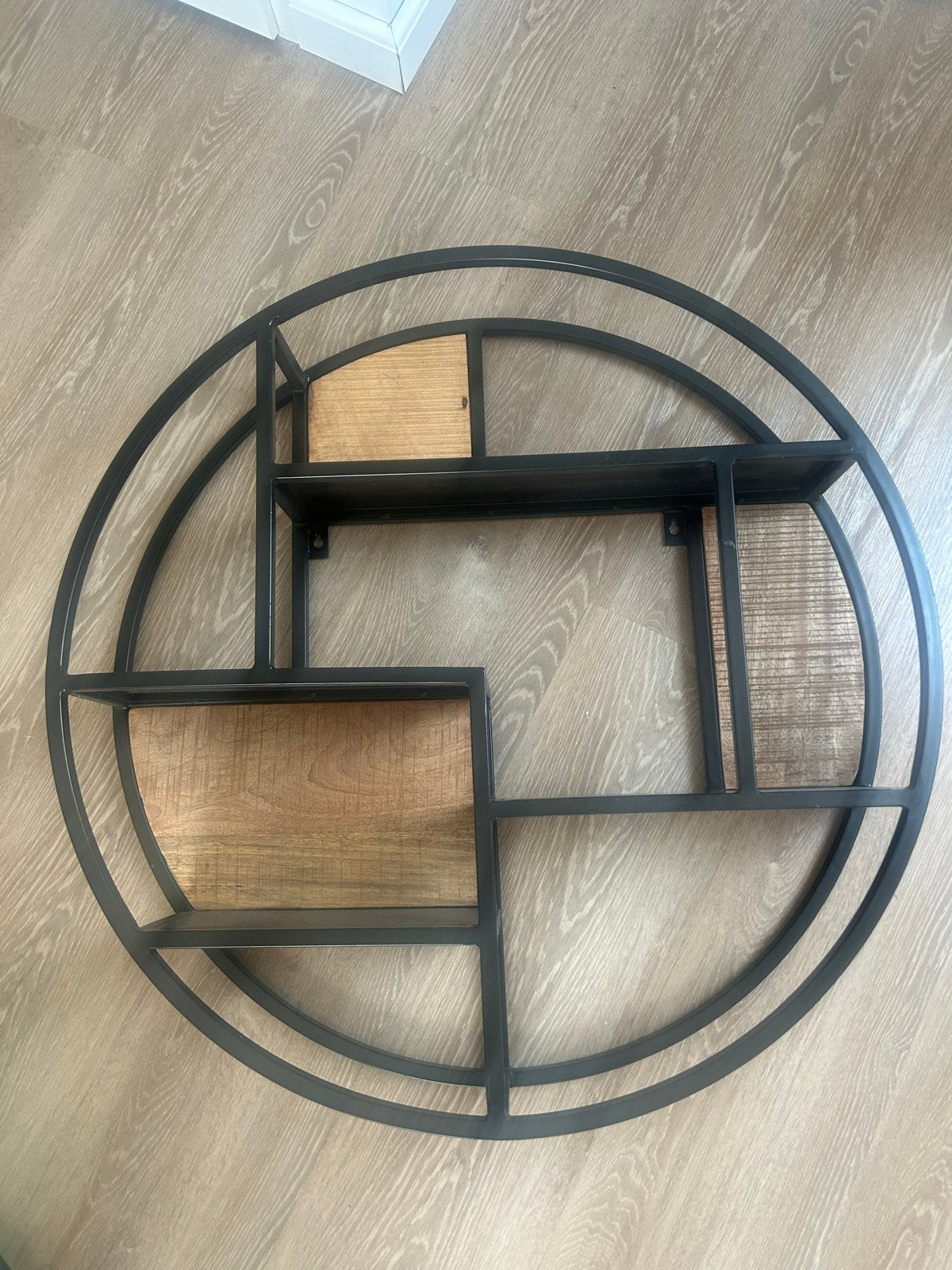 Rond wandrek van metaal en hout - Industrieel design, Huis en Inrichting, Woonaccessoires | Wanddecoraties, Ophalen, Gebruikt