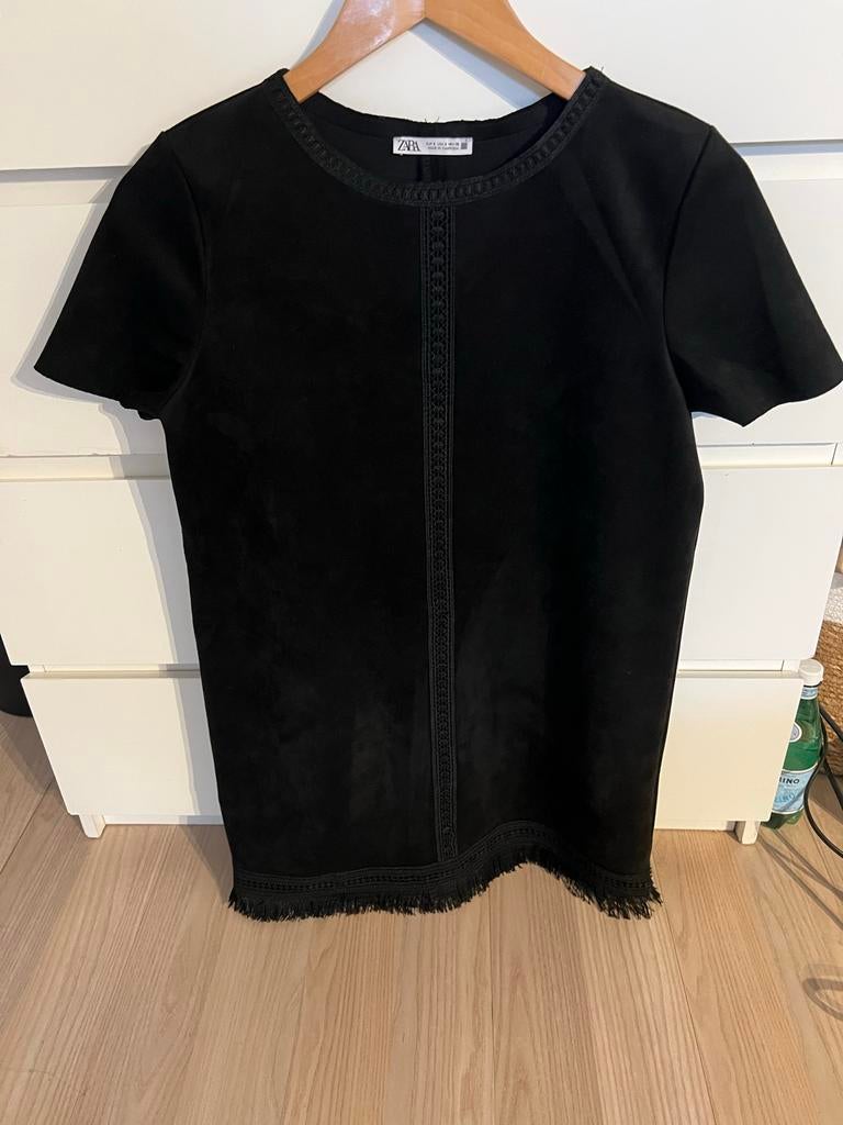 Zwart jurkje met franjes - Zara, Kleding | Dames, Jurken, Zwart, Ophalen of Verzenden, Maat 36 (S), Gedragen