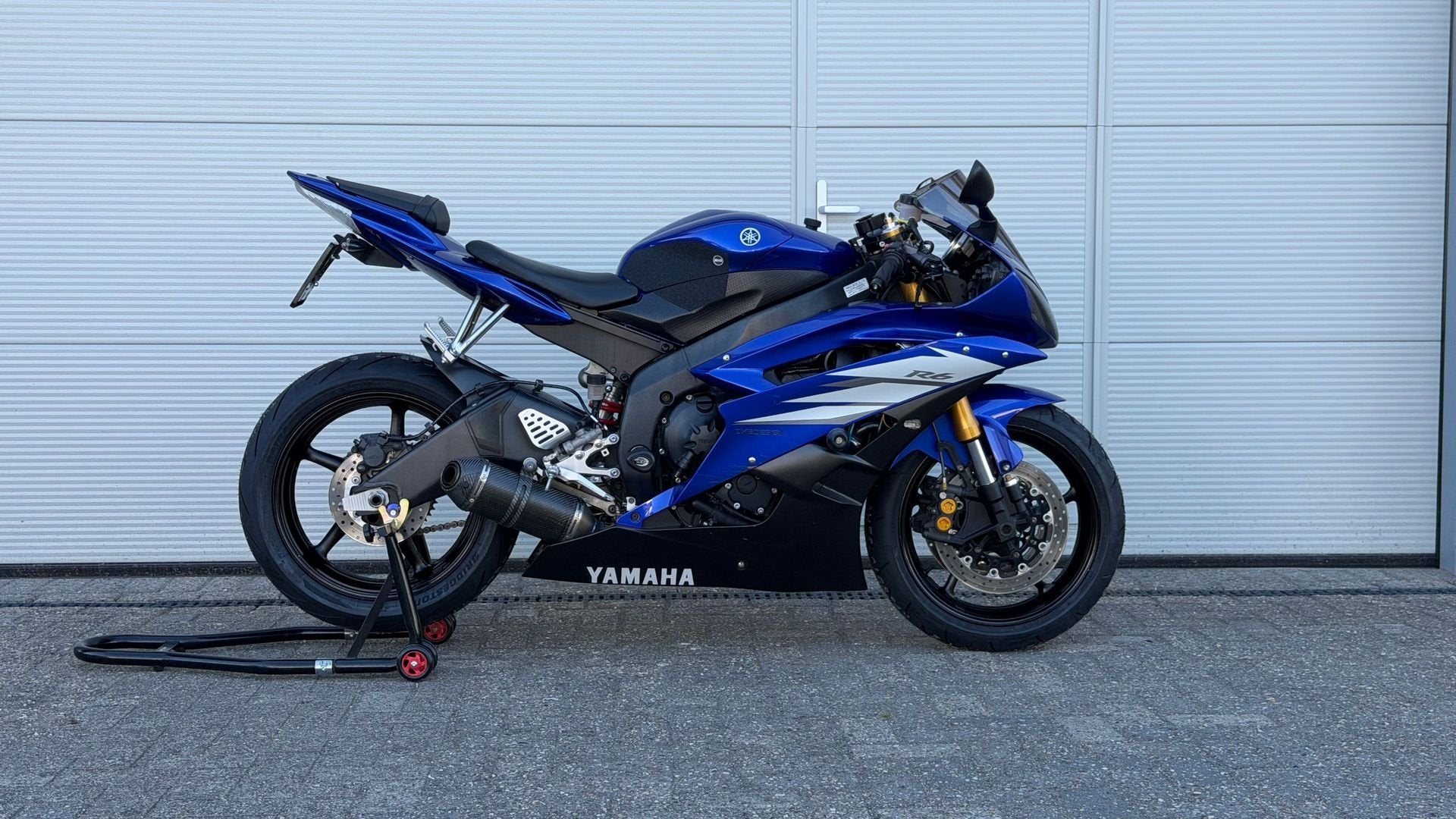 Yamaha YZF R6 | RJ11 | QuickShifter | Stuurdemper | 35kw, 4 cilinders, Motorrijbewijs A, Bedrijf, Onbekend
