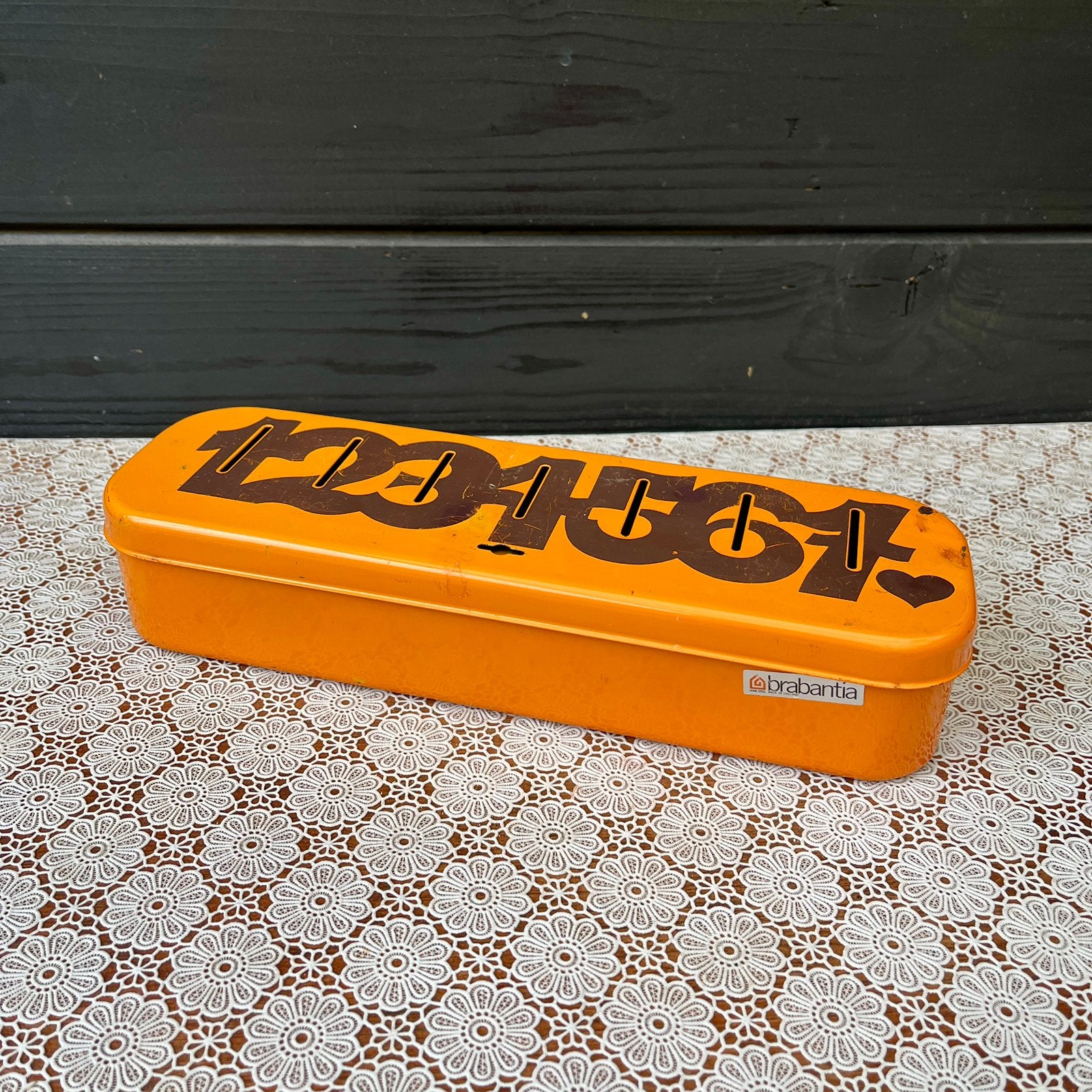 Vintage Brabantia huishoudgeldkistje oranje, Ophalen of Verzenden, Gebruikt, Overige