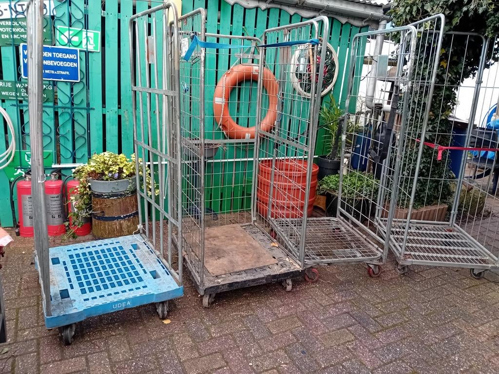 4 X trolley 80 euro, Doe-het-zelf en Verbouw, Transportwagens, Ophalen of Verzenden, Transportkar