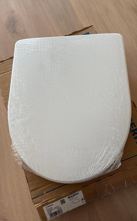 Geberit Renova Plan softclose toiletbril nieuw, Ophalen of Verzenden, Zo goed als nieuw, Toilet