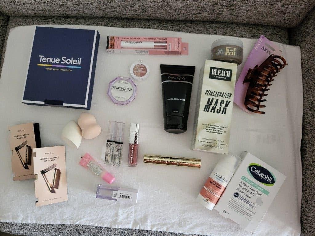Make up/beauty/verzorgingspakket o.a. Wella/Meroda/L'Oréal, Overige kleuren, Nieuw, Make-up, Verzenden