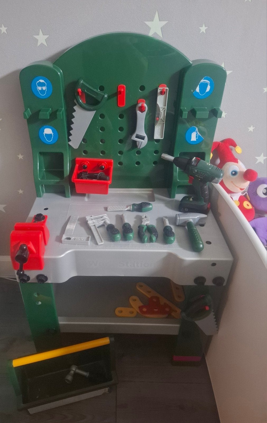 Kinder Bosch Werkbank met Gereedschap, Ophalen, Gebruikt, Jongen of Meisje