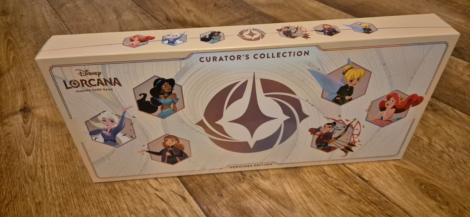 Lorcana Curators Collection Box nieuw, Verzamelen, Disney, Beeldje of Figuurtje, Overige figuren, Ophalen of Verzenden, Zo goed als nieuw
