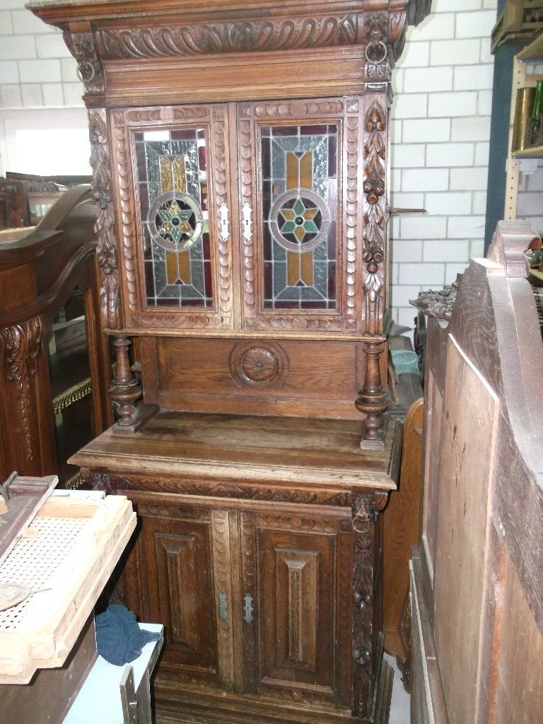 Te koop aangeboden een Mechelse buffet kast met glas in lood, Ophalen, Gebruikt, Eikenhout, 200 cm of meer