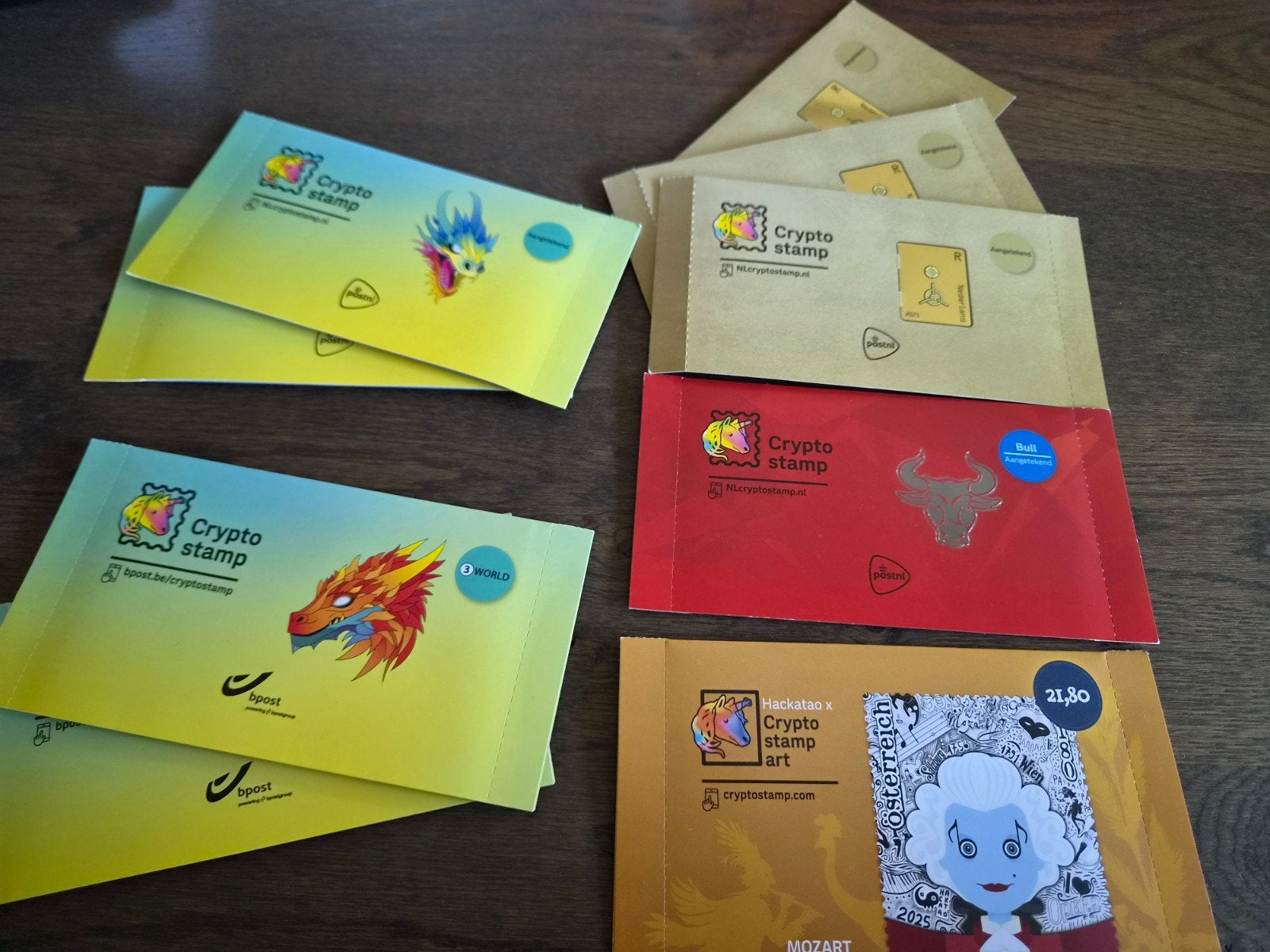 Ongeopend! Diverse Crypto Stamps (NFT's) - PostNL, Bpost, Oo, Ophalen of Verzenden