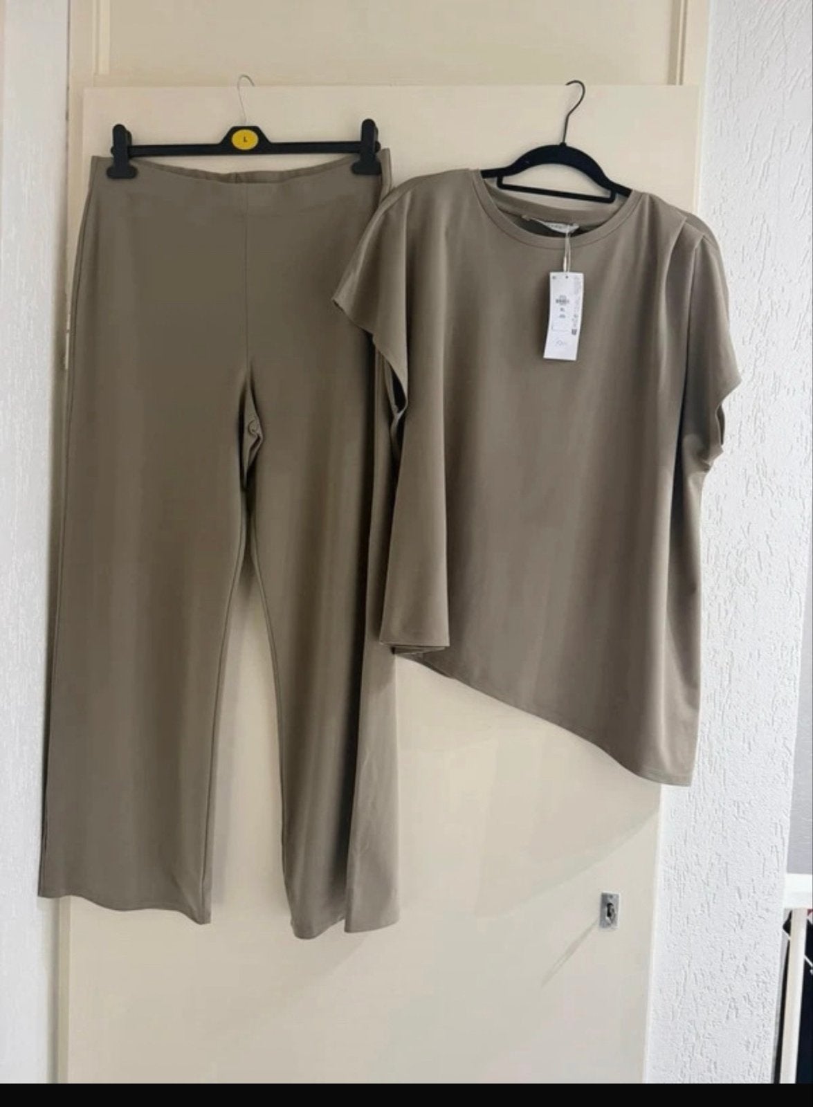 Primark set: comfortabele top en broek in maat XL/L, Ophalen of Verzenden, Nieuw, Maat 46/48 (XL) of groter, Groen
