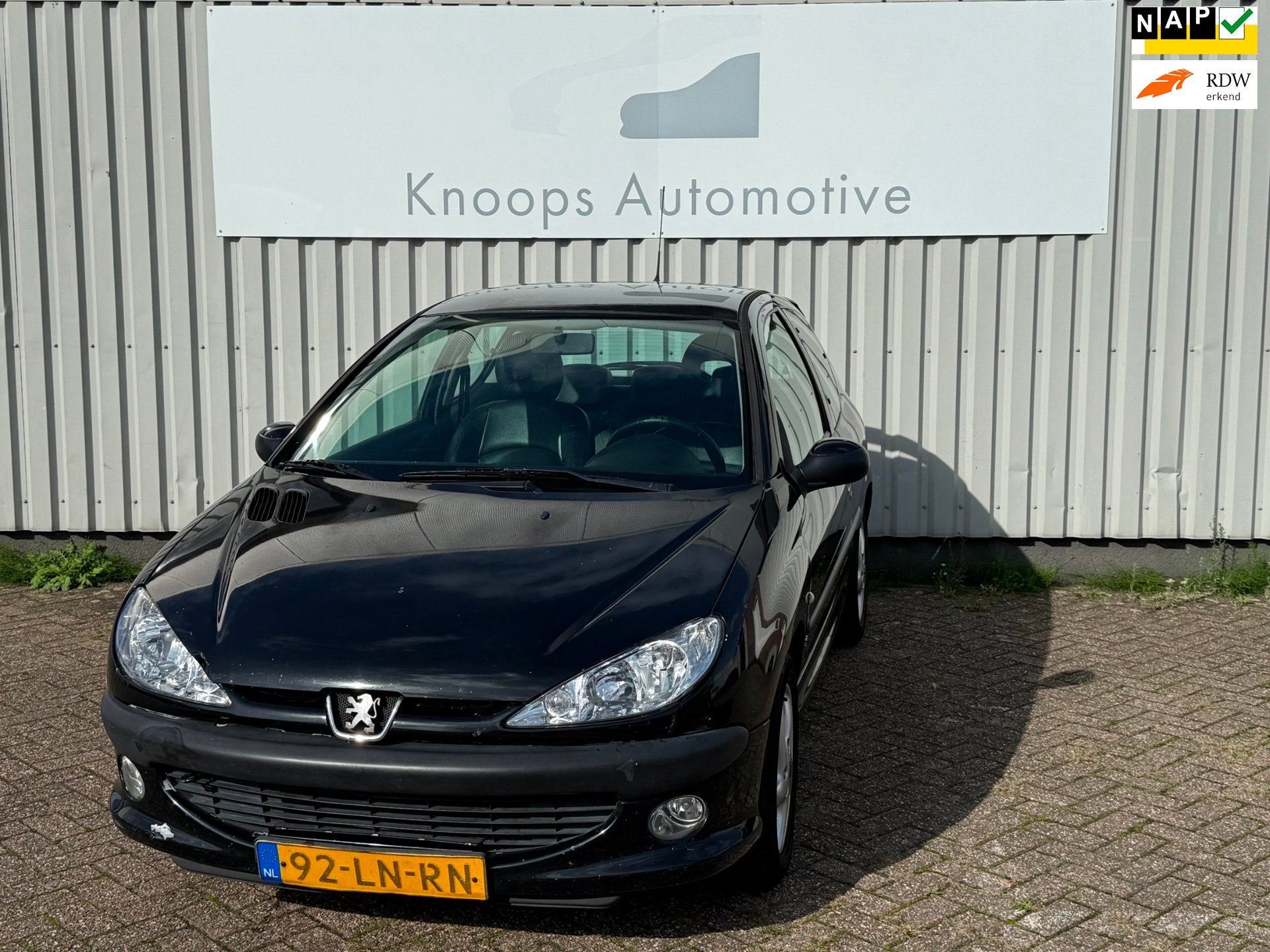 Peugeot 206 1.6-16V XS Premium leder bekleed, Voorwielaandrijving, Zwart, Lederen bekleding, Zwart