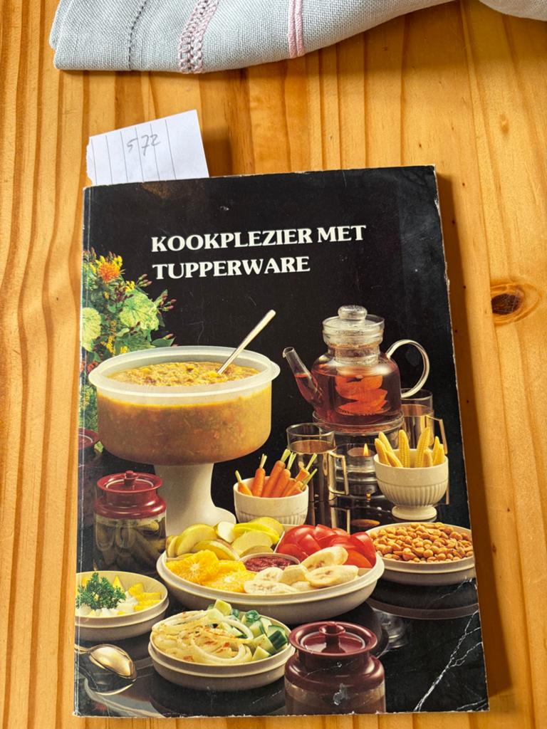 Kookplezier met tupperware, Overige typen, Ophalen of Verzenden, Zo goed als nieuw, Nederland en België