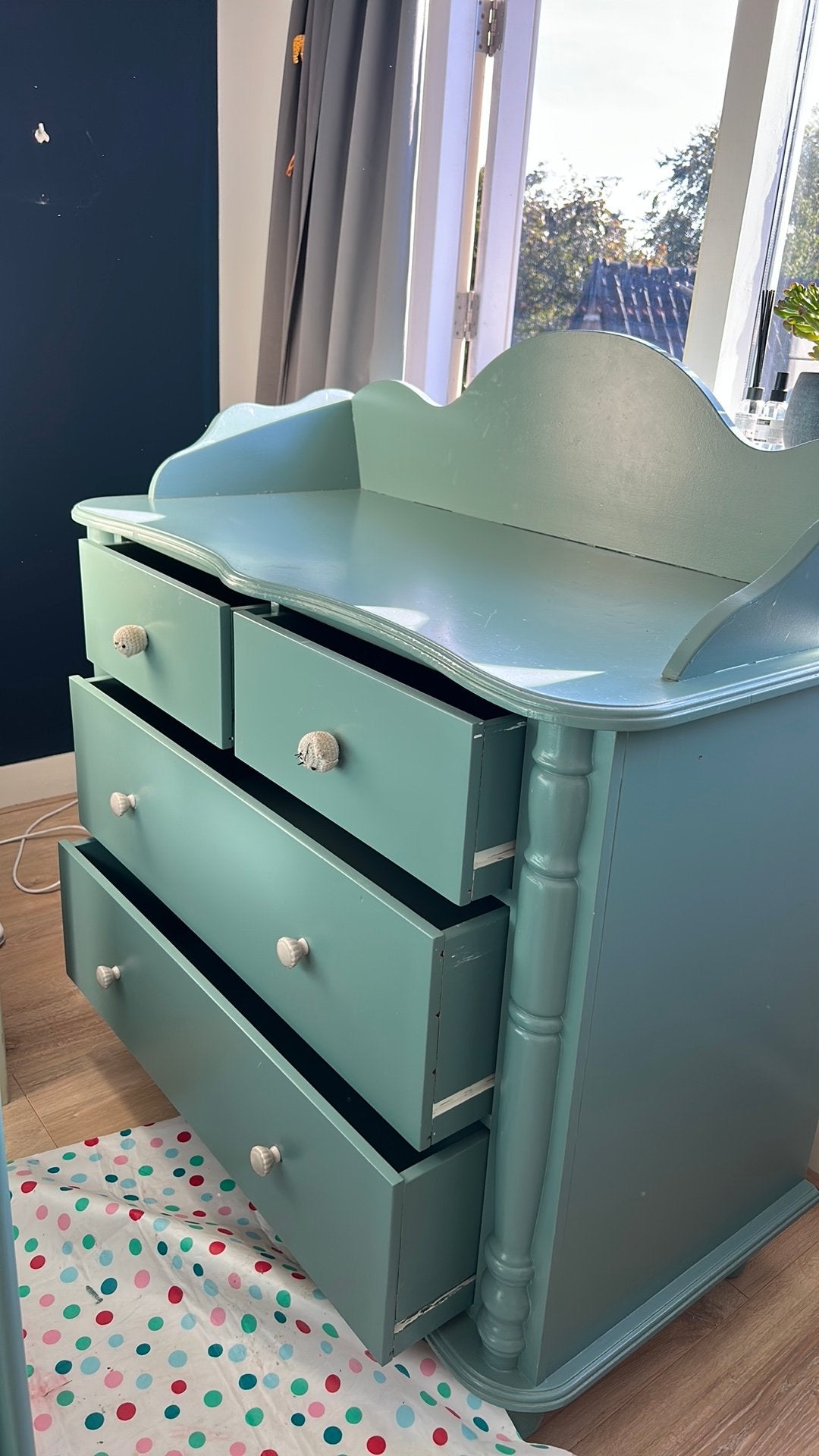 Babykamer meubilair (commode, ledikant + plankje), Ophalen, Gebruikt, 50 tot 100 cm, 3 of 4 laden