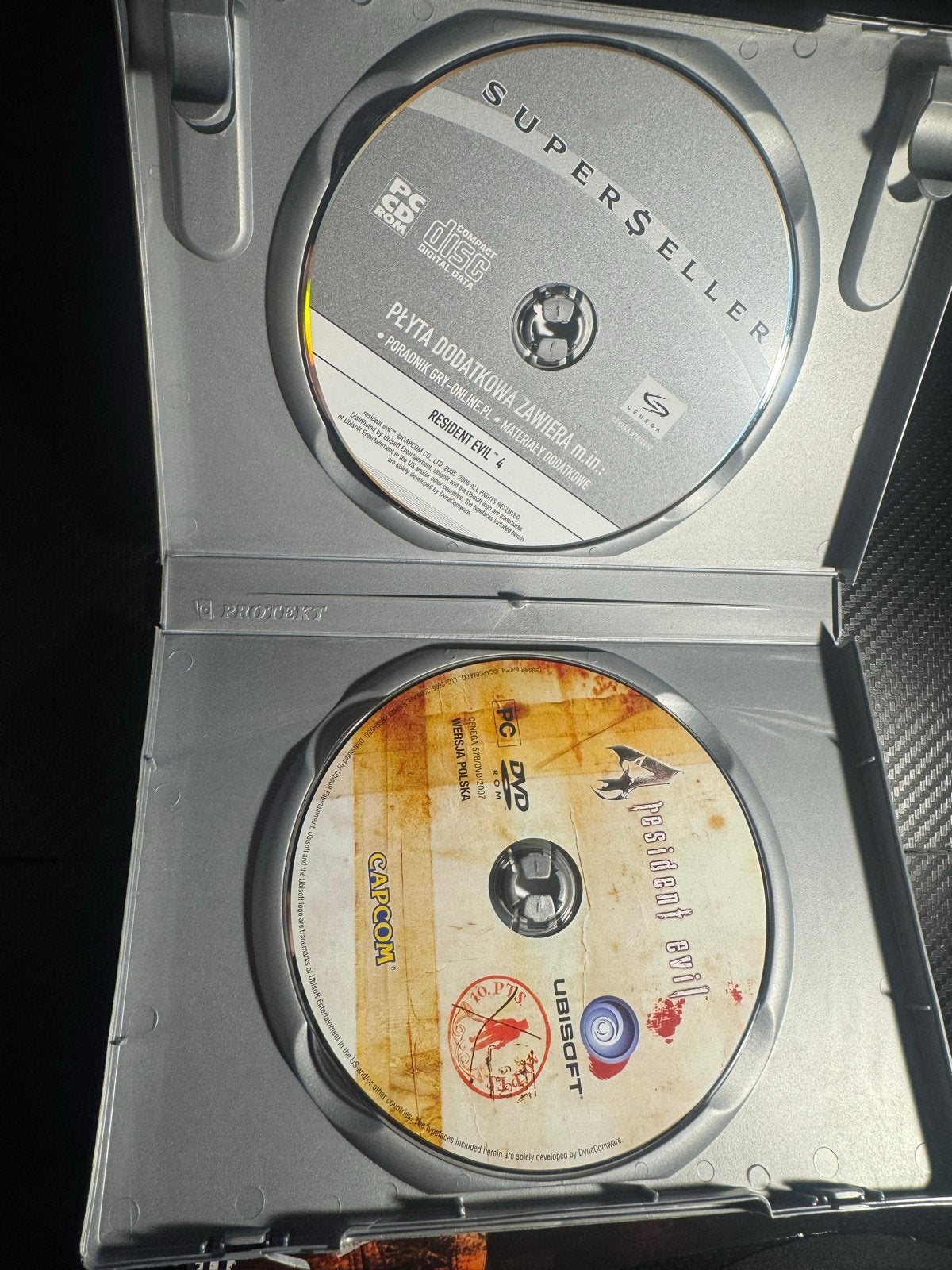 Doom 3 en Resident Evil 4 PC CD-ROM games, Spelcomputers en Games, Games | Pc, Gebruikt, Vanaf 18 jaar, Shooter, Verzenden