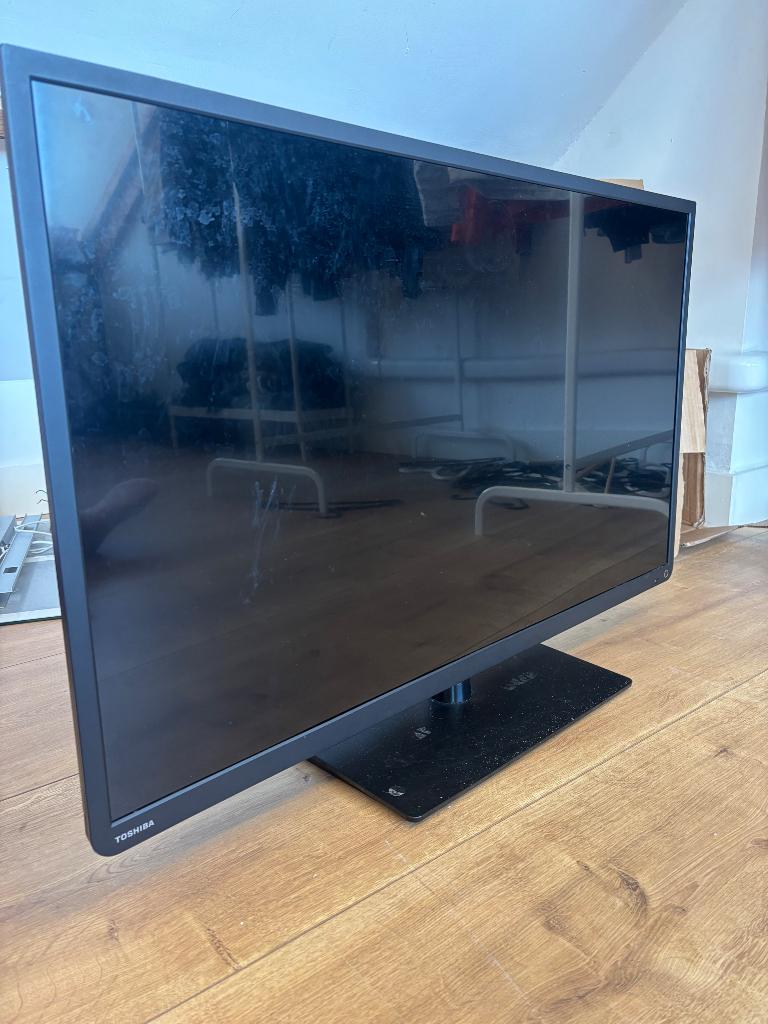 Toshiba tv, Audio, Tv en Foto, Televisies, Ophalen, Toshiba, 50 Hz, LCD