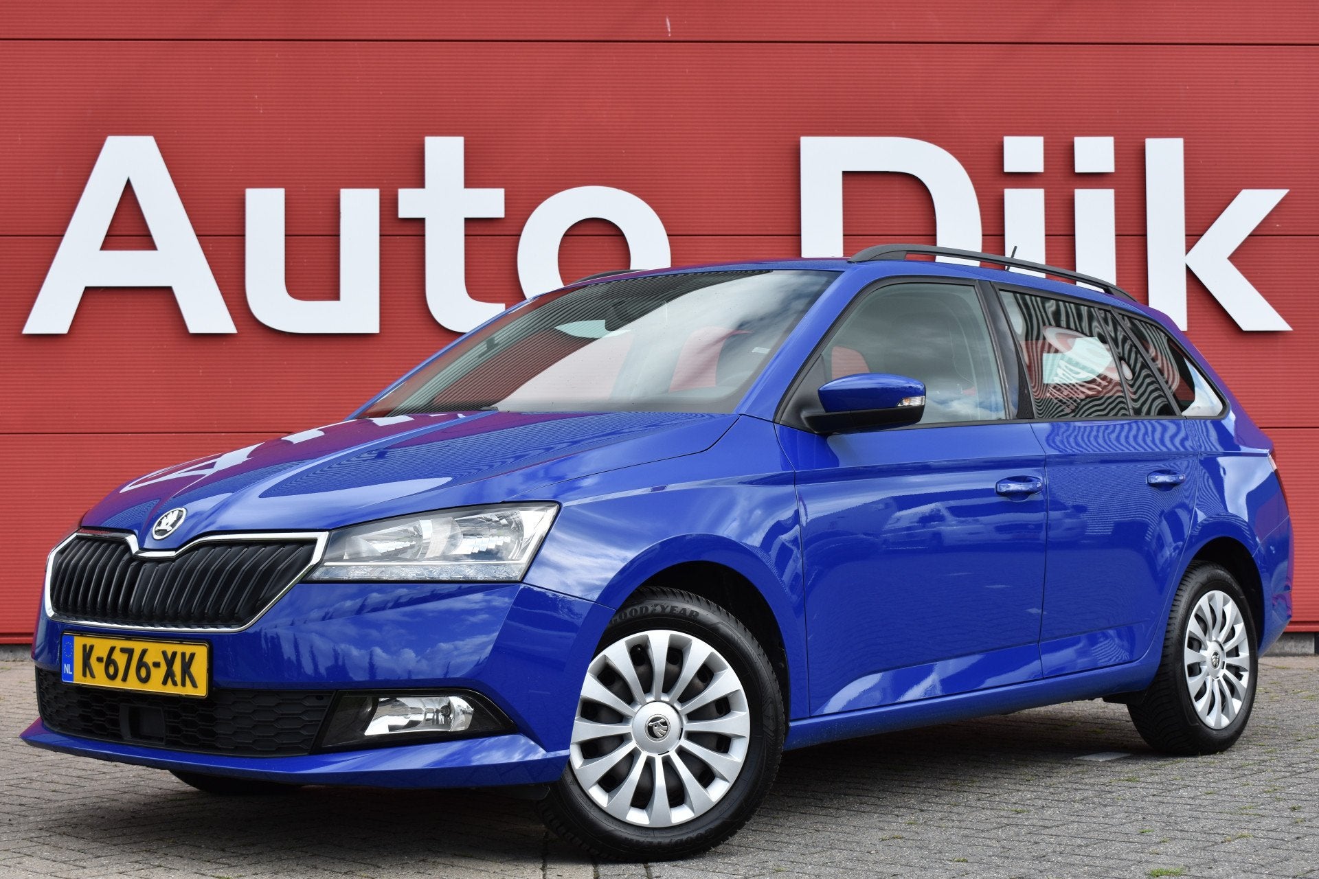 Skoda Fabia Combi 1.0 TSI Ambition LED | Carplay | Navi | Ai, Voorwielaandrijving, Stof, Gebruikt, Blauw