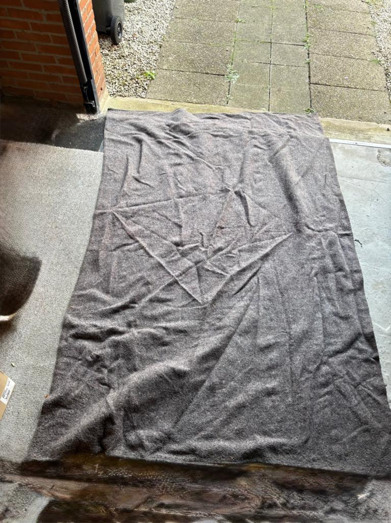 2 stevige verhuisdekens, Ophalen, Gebruikt