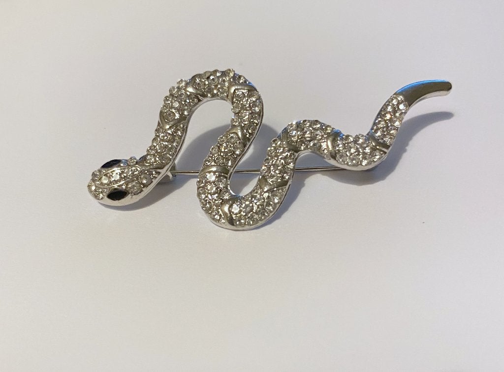 zilveren broche SLANG bezet met veel schitterende steentjes, Sieraden, Tassen en Uiterlijk, Broches, Met kristal, Overige materialen