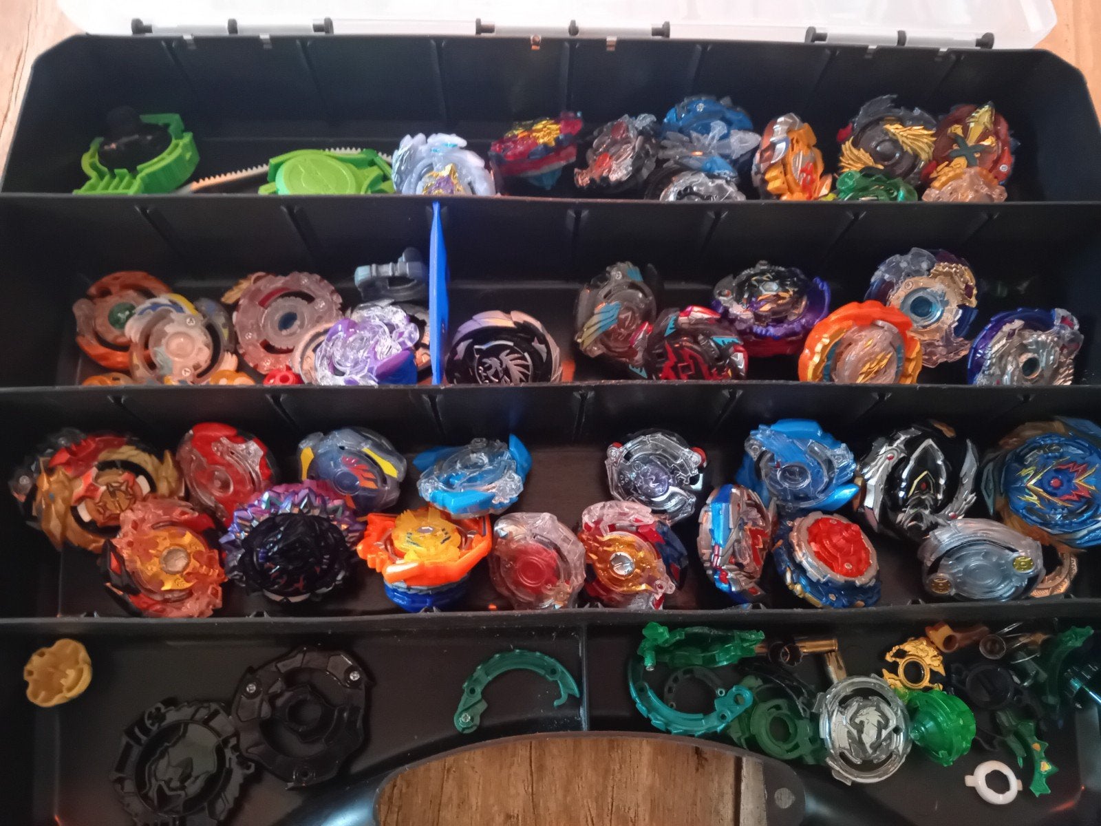 Beyblade collectie - ruim 30 stuks, Ophalen of Verzenden, Jongen of Meisje