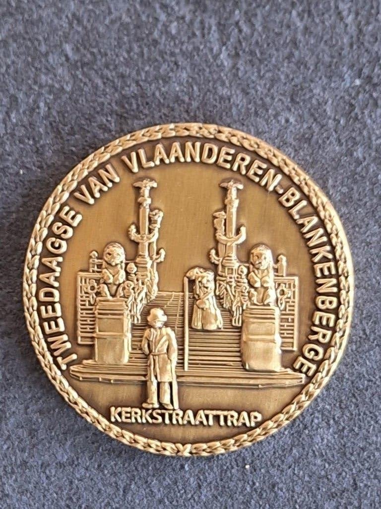 penning 2-daagse van Vlaanderen Blankenberge België 2009, Postzegels en Munten, Penningen en Medailles, Ophalen of Verzenden, Overige materialen