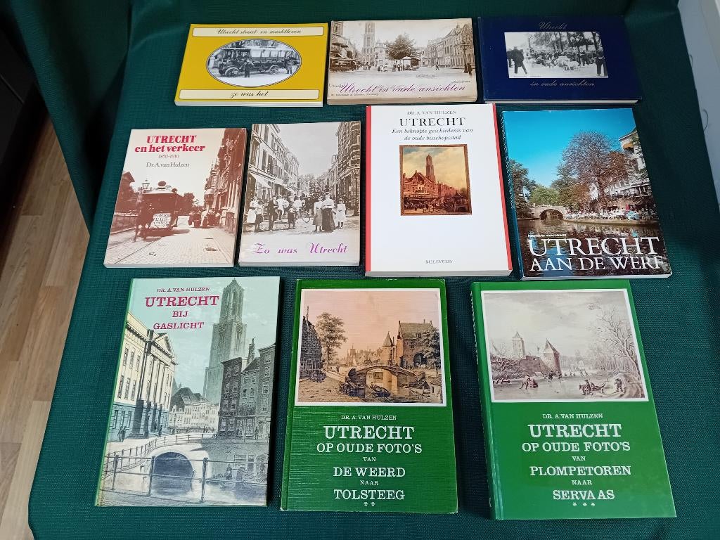 Utrecht geschiedenis., Ophalen of Verzenden, Zo goed als nieuw