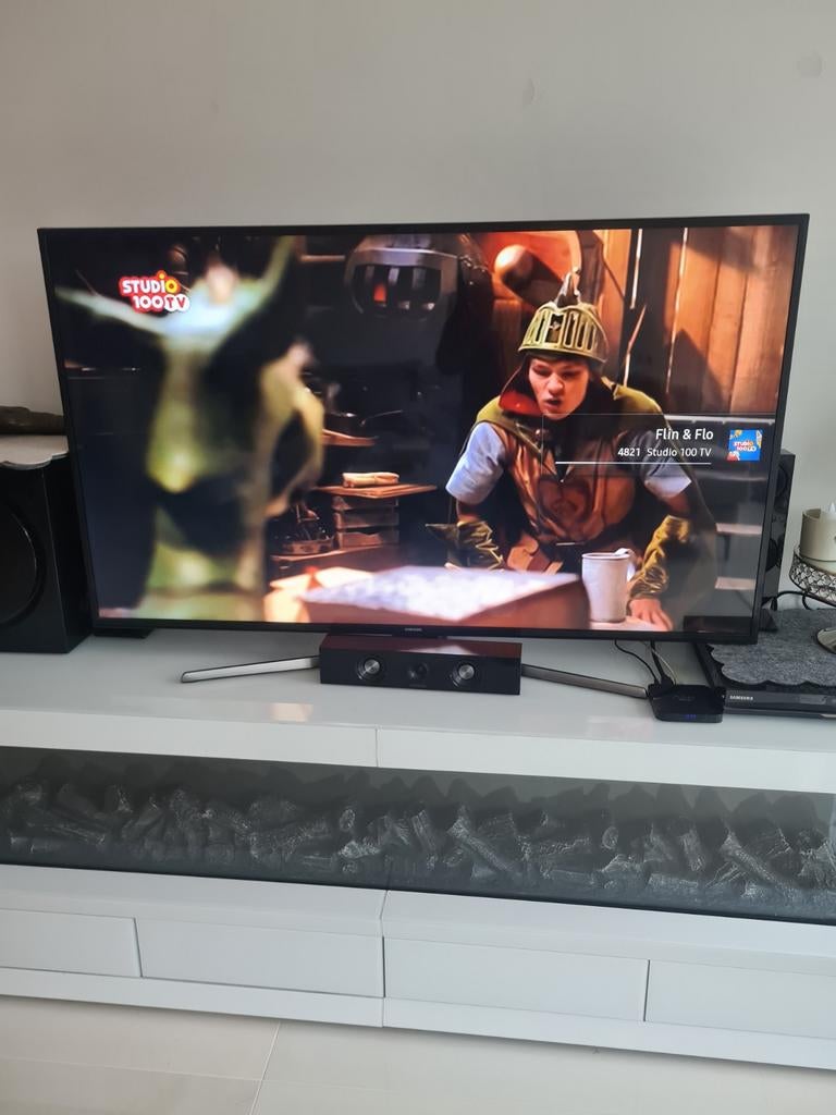 Samsung  smart TV  55 inch en samsung home cinema set, Ophalen of Verzenden, 100 cm of meer, 50 Hz, Samsung