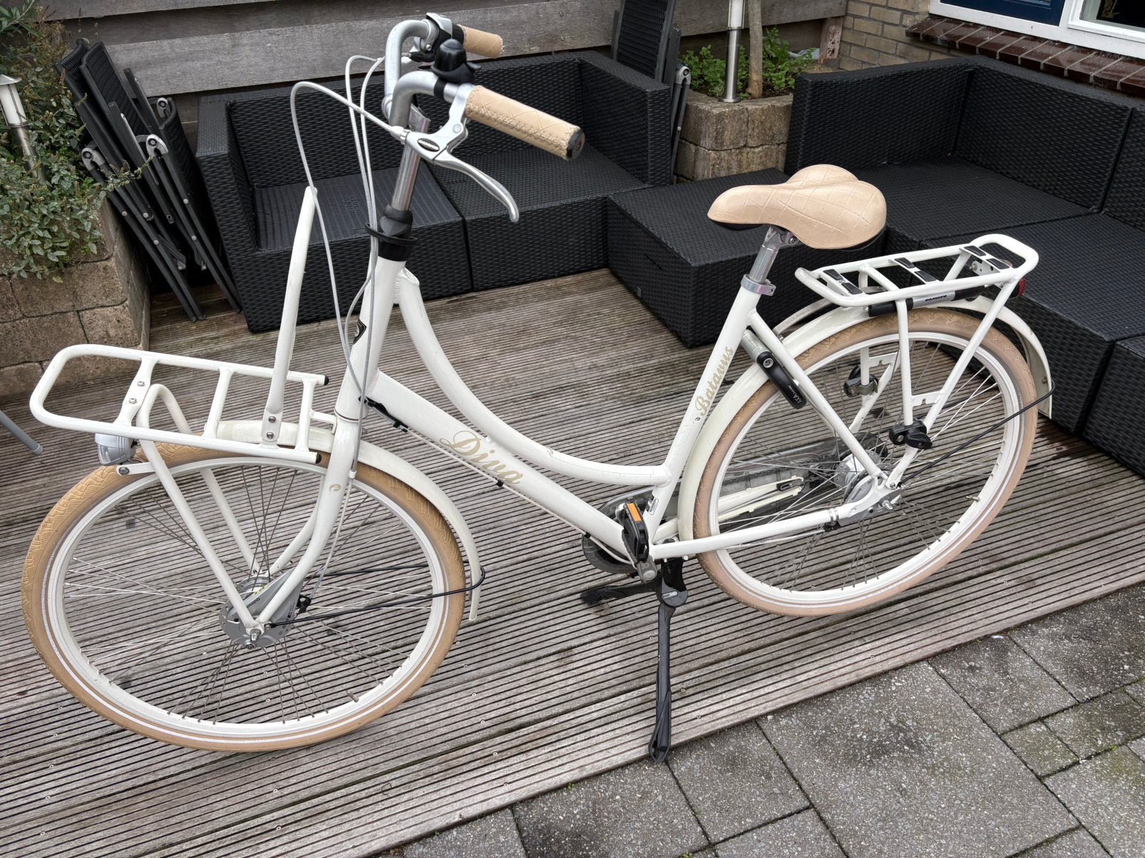 Batavus Diva 28 inch, Fietsen en Brommers, Fietsen | Dames | Damesfietsen, Ophalen, Versnellingen, Batavus, Schijfrem