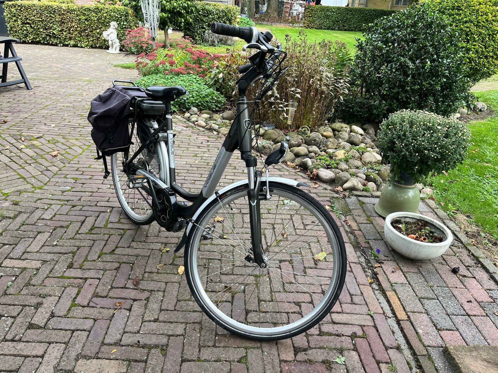 Foto 4 van Vogue Infinity E-bike - Zeer goed onderhouden