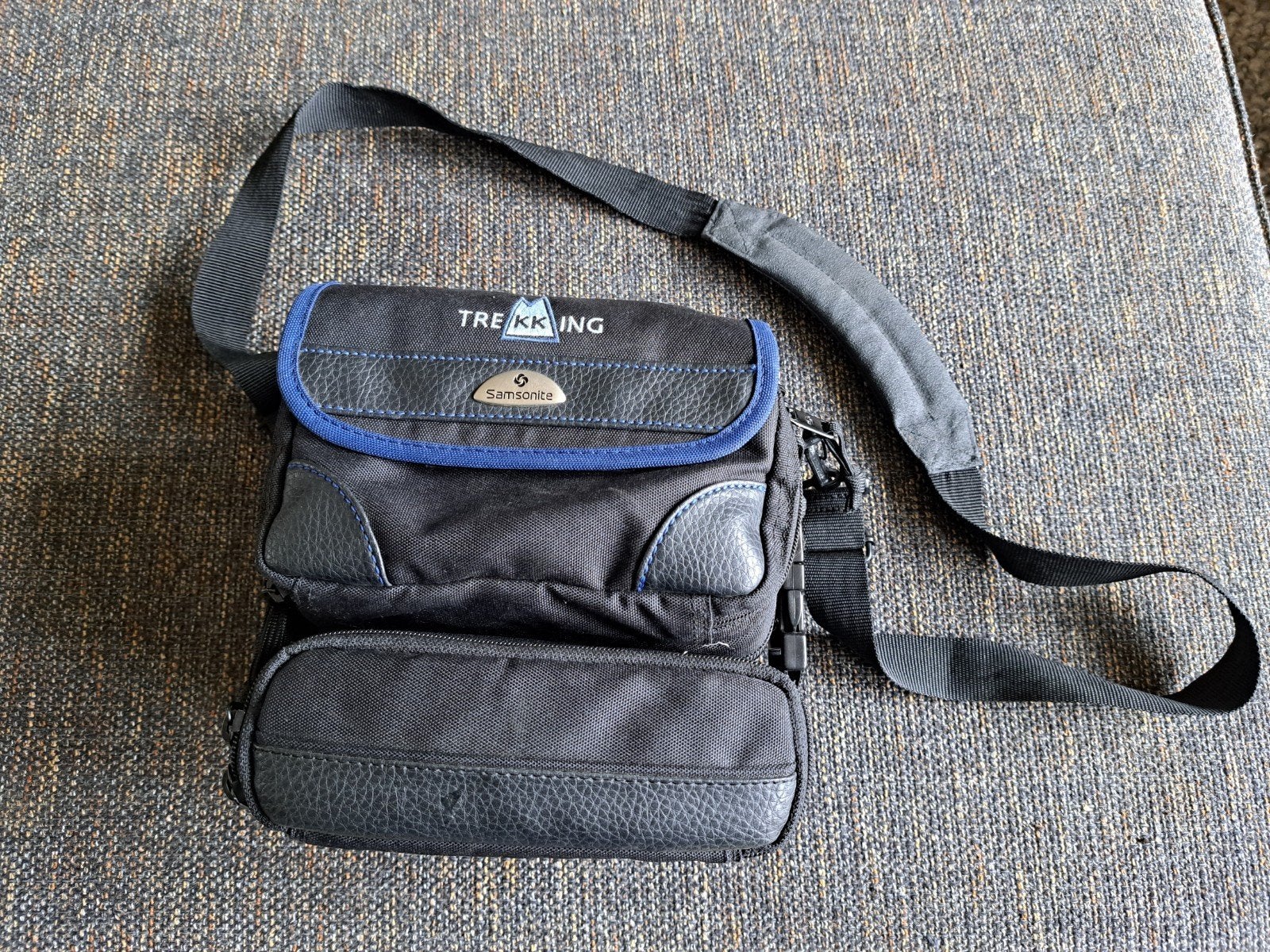 Samsonite Trekking cameratas - Zwart, zo goed als nieuw, Samsonite, Gevoerd, Ophalen of Verzenden, Zo goed als nieuw