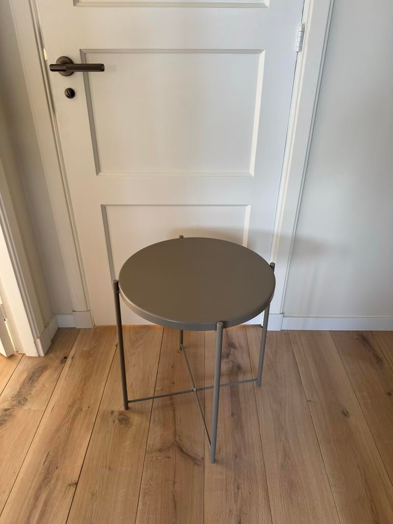 Ikea Gladom salontafel/bijzettafel - 3 stuks (2 grijs, 1 wit, Ophalen, Gebruikt, 50 tot 100 cm, Rond