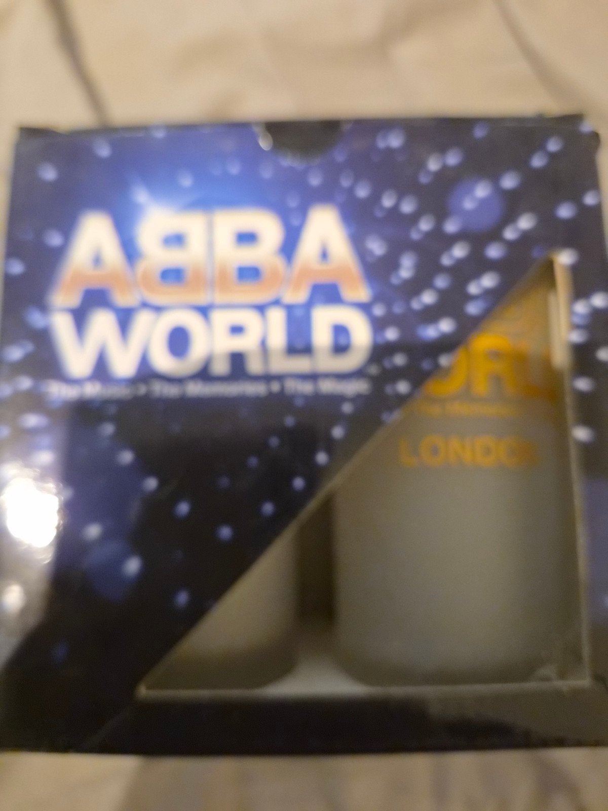 ABBA WORLD glazen in box, Verzenden