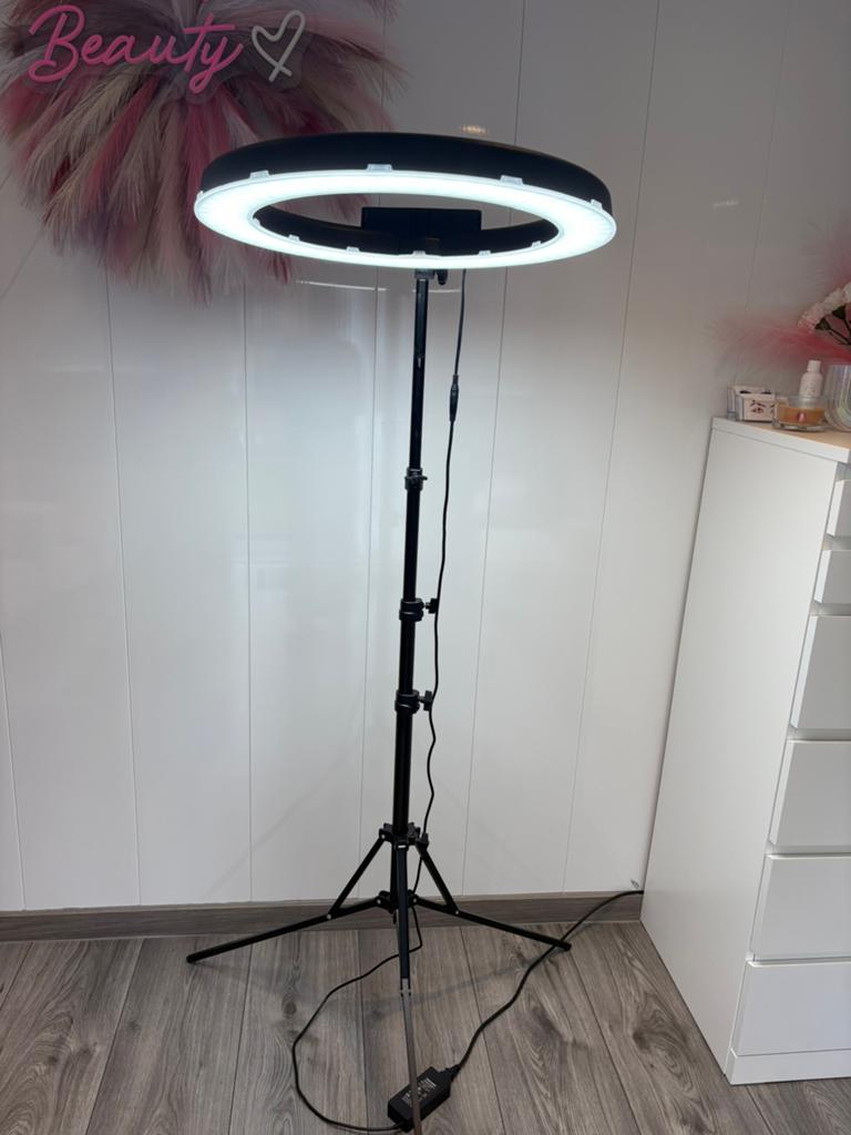 Neewer Ringlamp met Statief, Ophalen of Verzenden, Zo goed als nieuw, Lamp of Flitsset