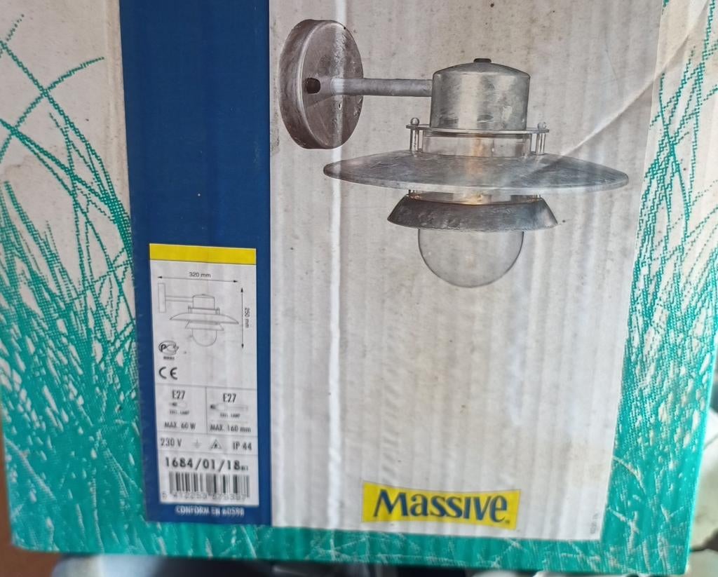 Nieuwe Massive Buitenlamp - Nog in doos, zelf monteren, Ophalen, Nieuw, Netvoeding, Wandlamp