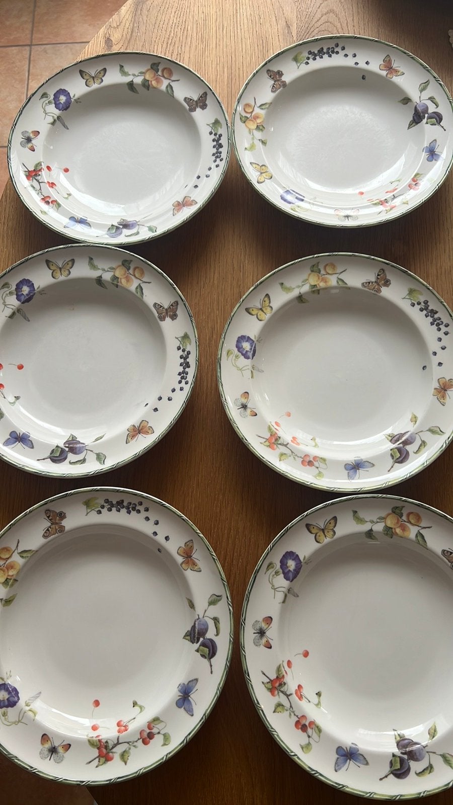 Janneke Brinkman fruit en flowers diepe borden, Huis en Inrichting, Ophalen, Zo goed als nieuw, Bord(en), Overige stijlen