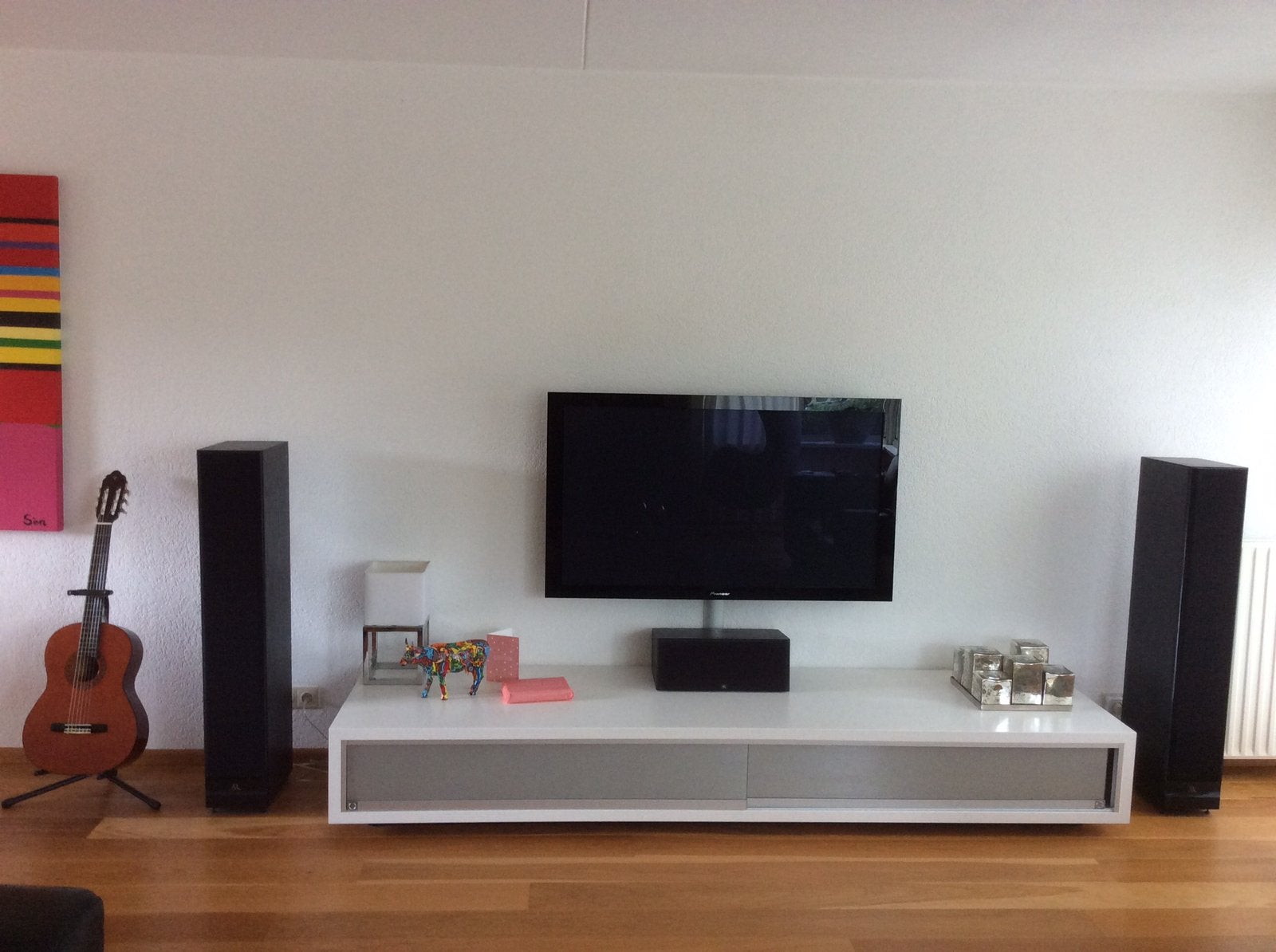 Witte TV kast, Huis en Inrichting, Kasten | Televisiemeubels, Ophalen, Zo goed als nieuw, 200 cm of meer, Minder dan 100 cm