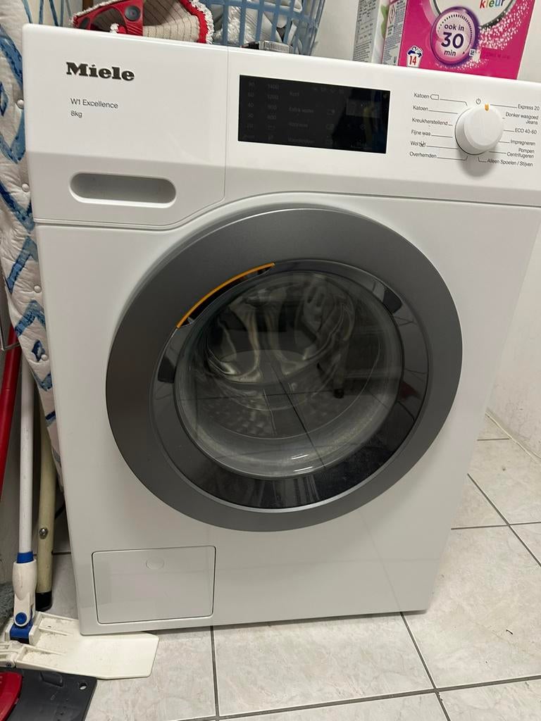 Miele wasmachine, Ophalen, Gebruikt, Voorlader, 85 tot 90 cm