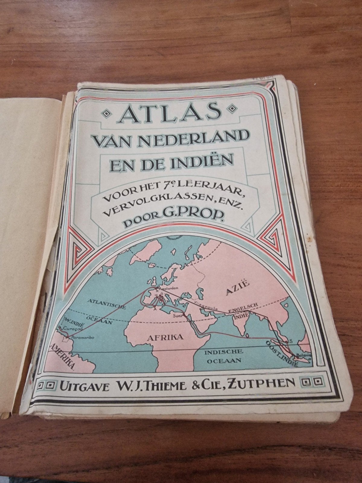 Atlas van Nederland en de Indiën - G. Prop (1930), Gelezen, Overige atlassen, 1800 tot 2000, Nederland
