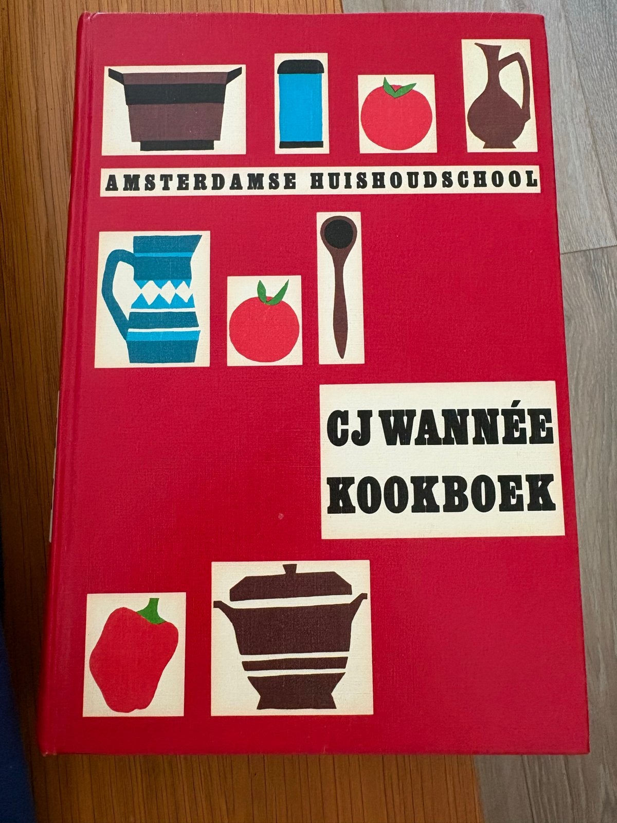 C.J. Wannée Kookboek - Amsterdamse Huishoudschool, Boeken, Ophalen of Verzenden, Zo goed als nieuw, Hoofdgerechten