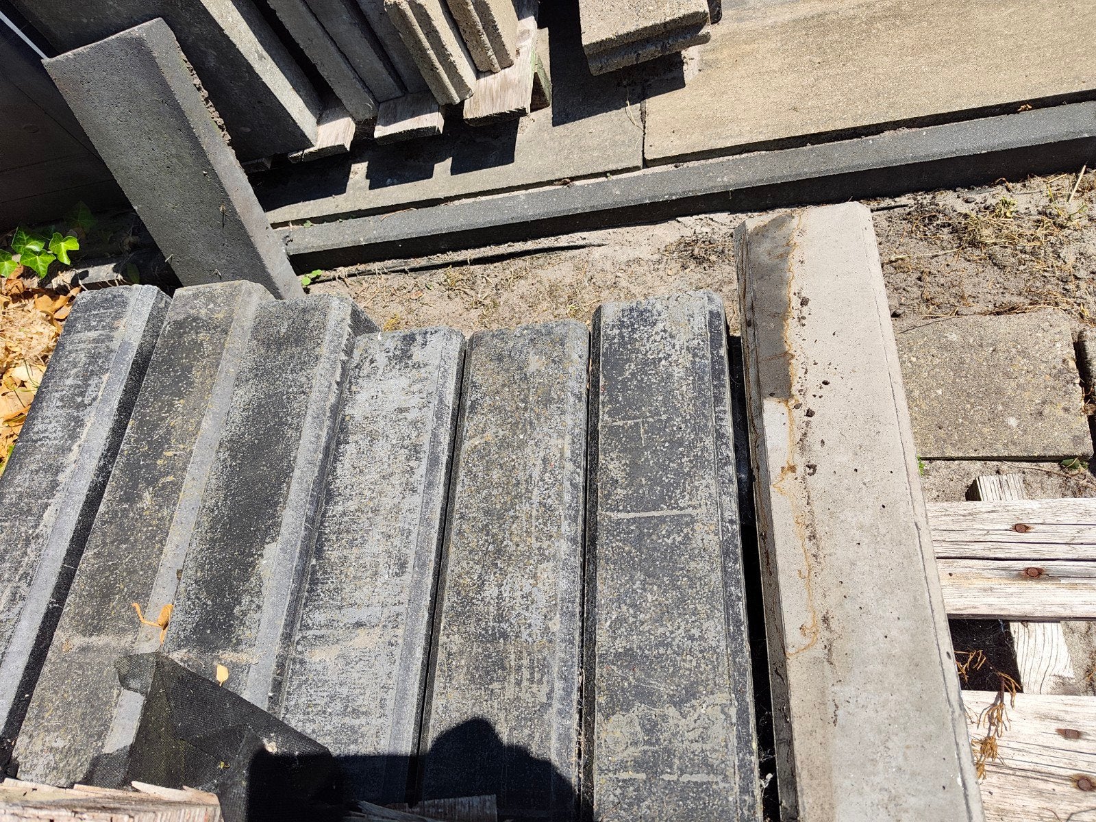 7 stuks zwarte betonnen palen 12x12x275 cm voor schutting, Ophalen, Nieuw, 250 cm of meer, Palen