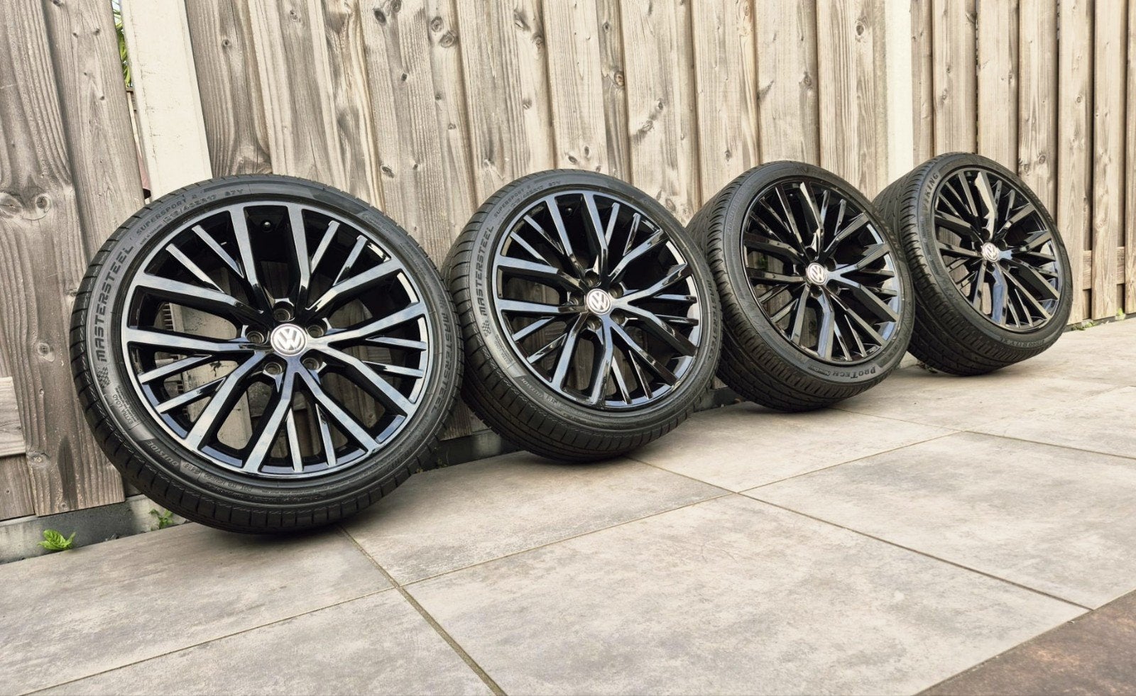 ❗️VW PARABOLICA 5x100 GTI 17 inch + nieuwe zomerbanden, Auto-onderdelen, Banden en Velgen, Ophalen, Banden en Velgen, 17 inch