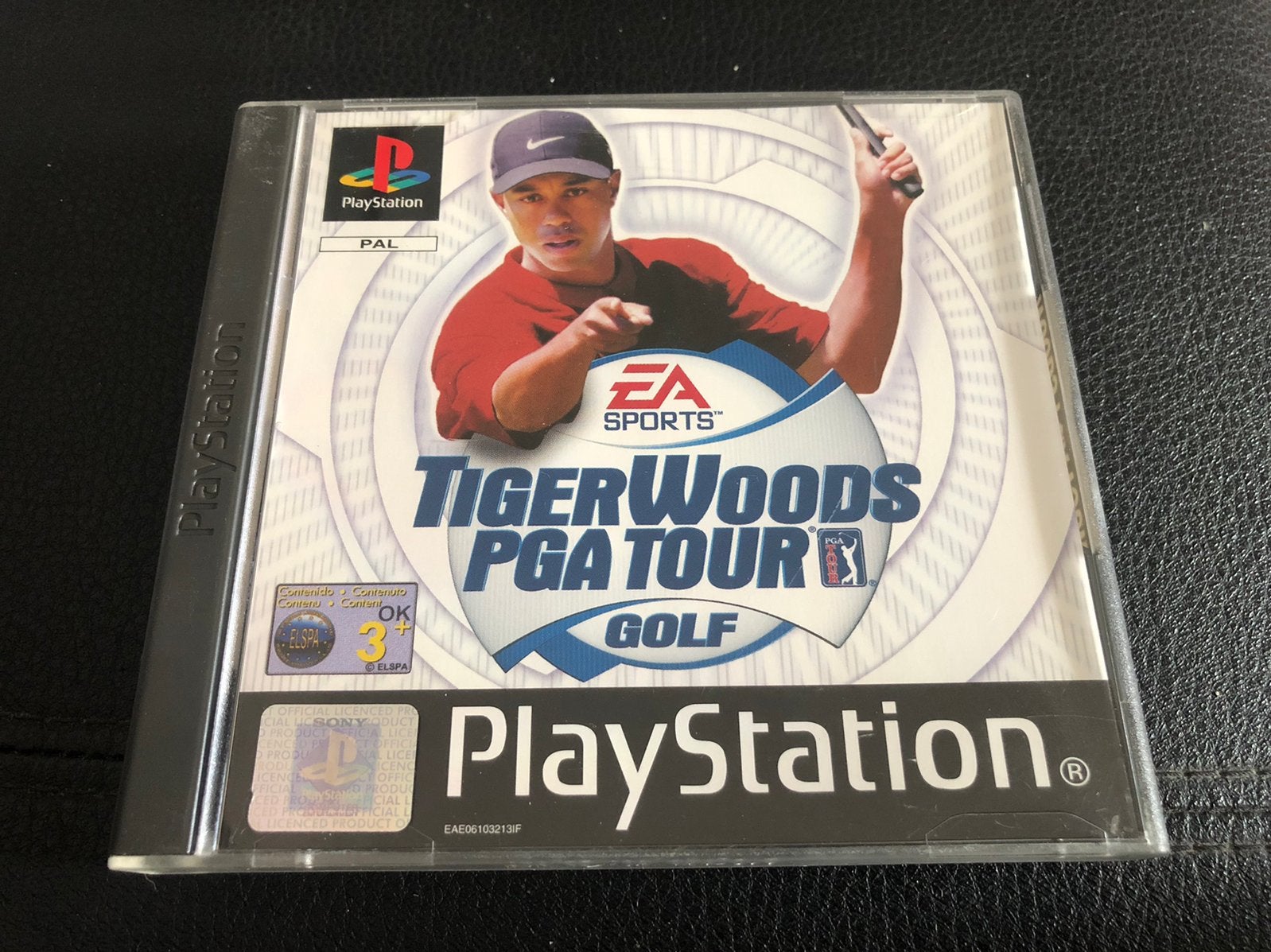 PS1, Tiger Woods PGA Tour Golf, Ophalen of Verzenden, Zo goed als nieuw, Sport, 3 spelers of meer