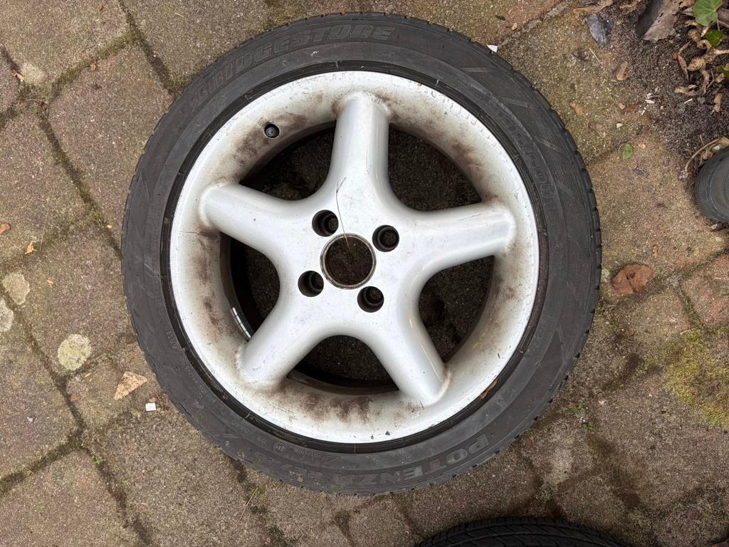 Auto velg / band 4 x 100, Ophalen