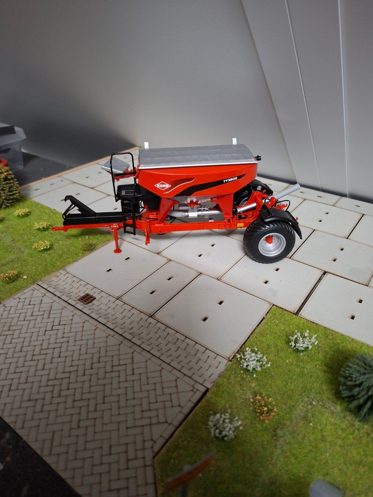 Kuhn TT3500 Onderstel - Miniatuur Landbouwmachine, Hobby en Vrije tijd, Modelauto's | 1:32, Ophalen of Verzenden, Zo goed als nieuw