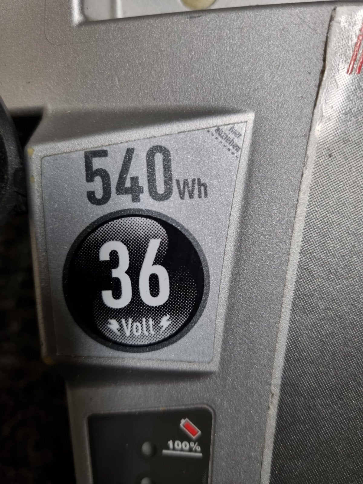 Impulse accu 15Ah, 36V, 540Wh. Met oplader voor Kalkhoff., Gebruikt