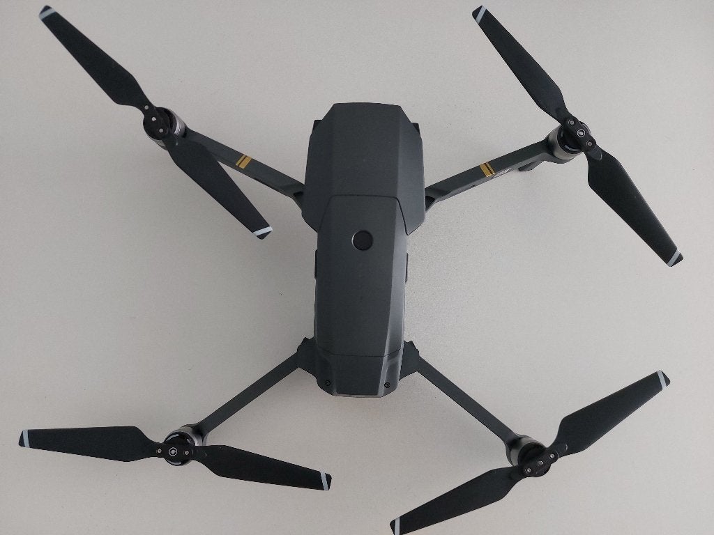 DJI Mavic Pro — complete set met uitgebreid accessoirepakket, 250 tot 900 gram, Cameradrone, 5 tot 10 kilometer, Zo goed als nieuw