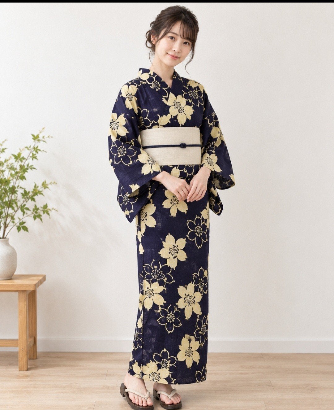 Vintage Japanse yukata – donkerblauw met crème bloemen – ori, Ophalen of Verzenden, Blauw, Overige typen