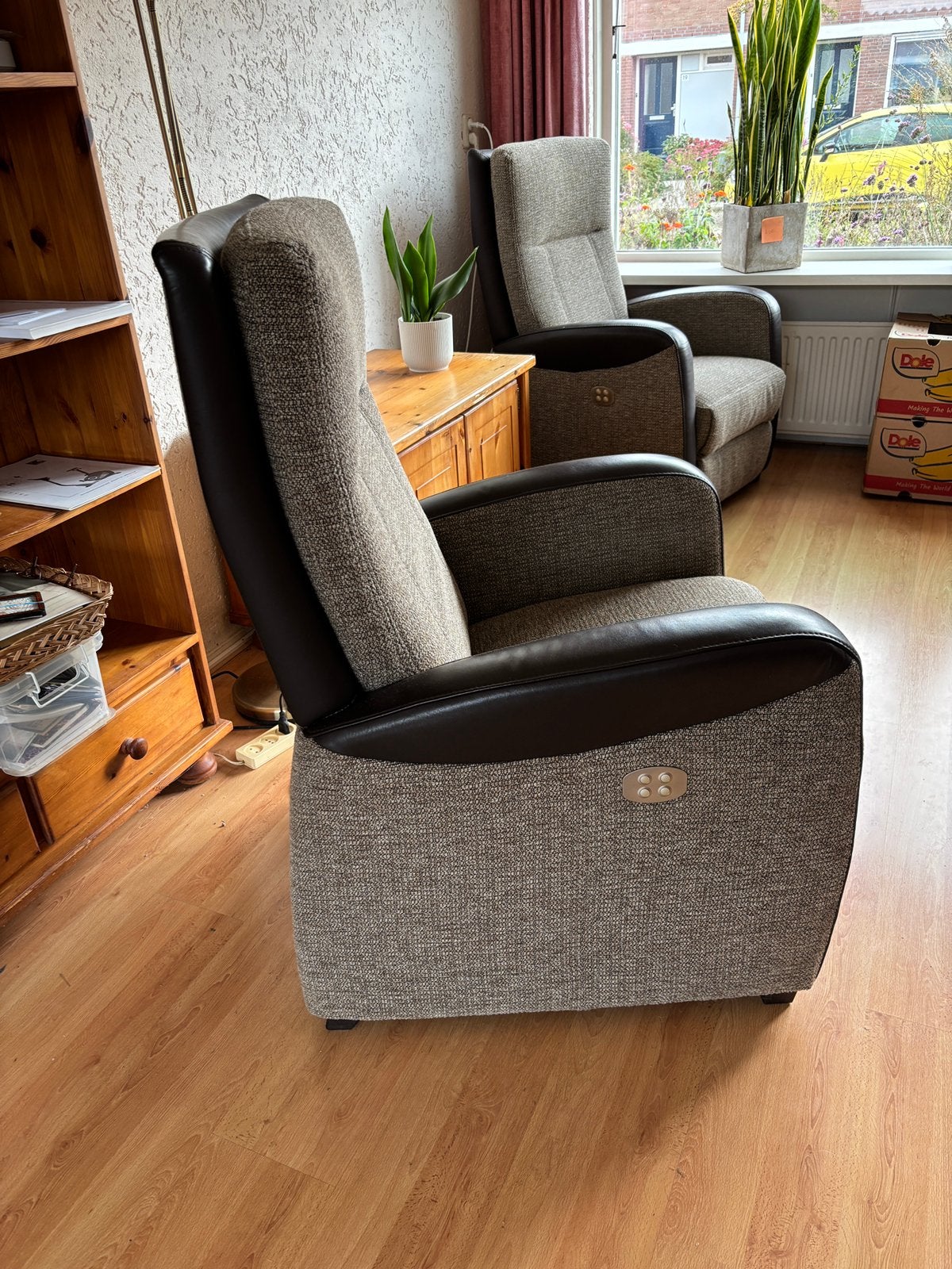 Gratis af te halen - bank-elektrisch verstelbare stoelen