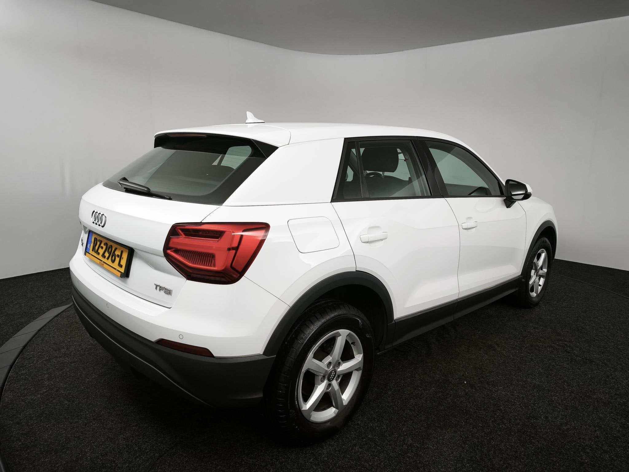 Audi Q2 1.4 TFSI CoD Design Pro Line | Navigatie | Stoelverw, Auto's, Voorwielaandrijving, Stof, Gebruikt, 4 cilinders