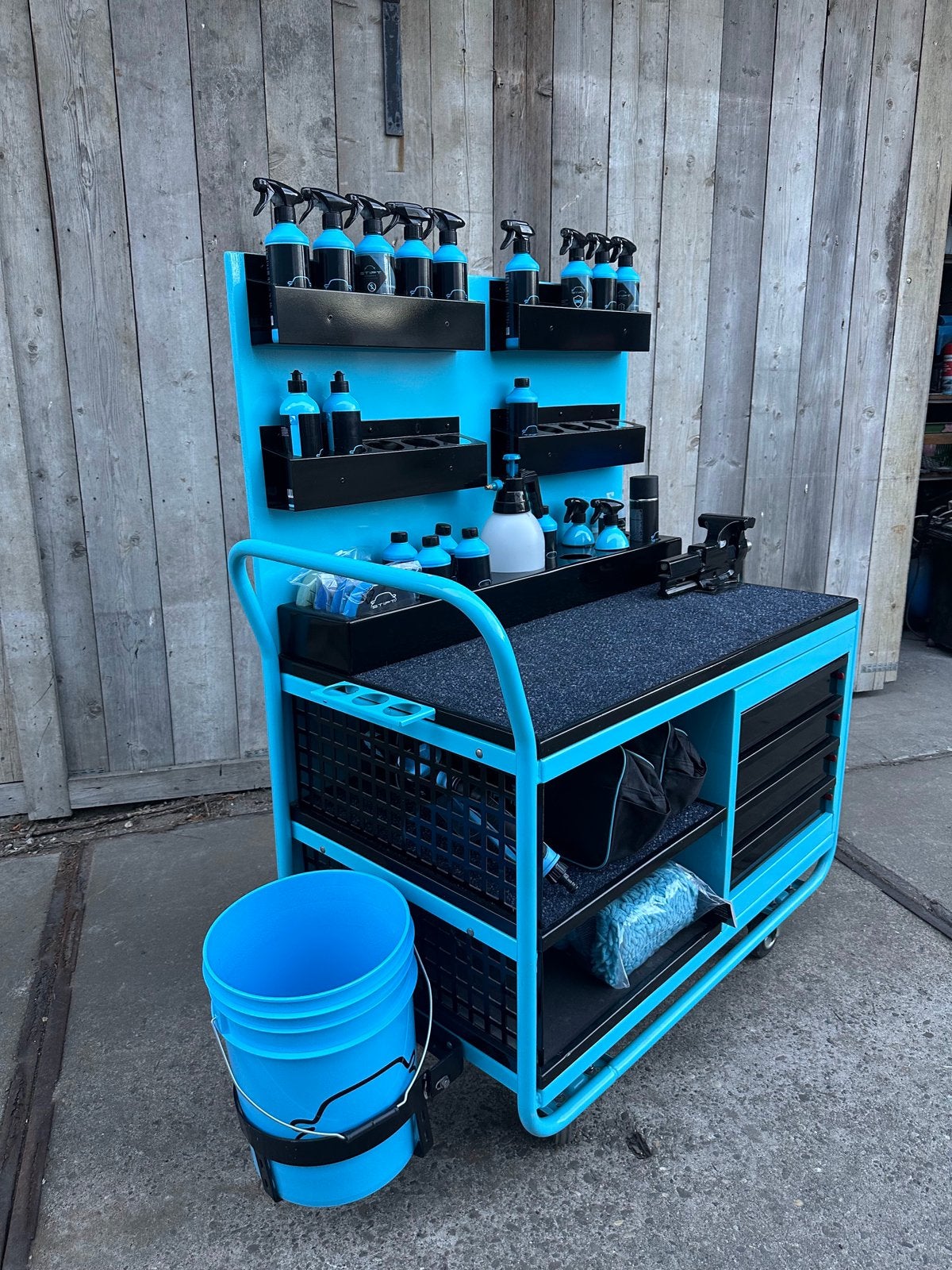 Foto 2 van Stipt Detailer Werkstation met complete set (zelfgemaakt)