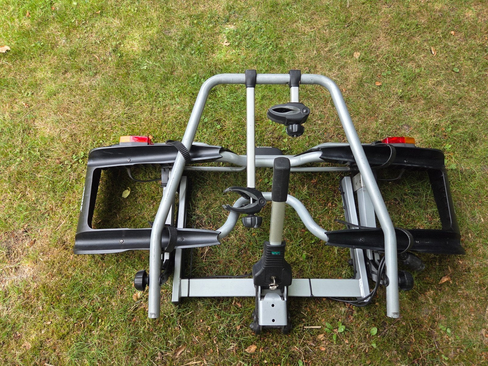 Thule fietsendrager voor 2 elektrische fietsen (7-polig), Auto diversen, Fietsendragers, Gebruikt, Trekhaakdrager, 2 fietsen, Elektrische fiets