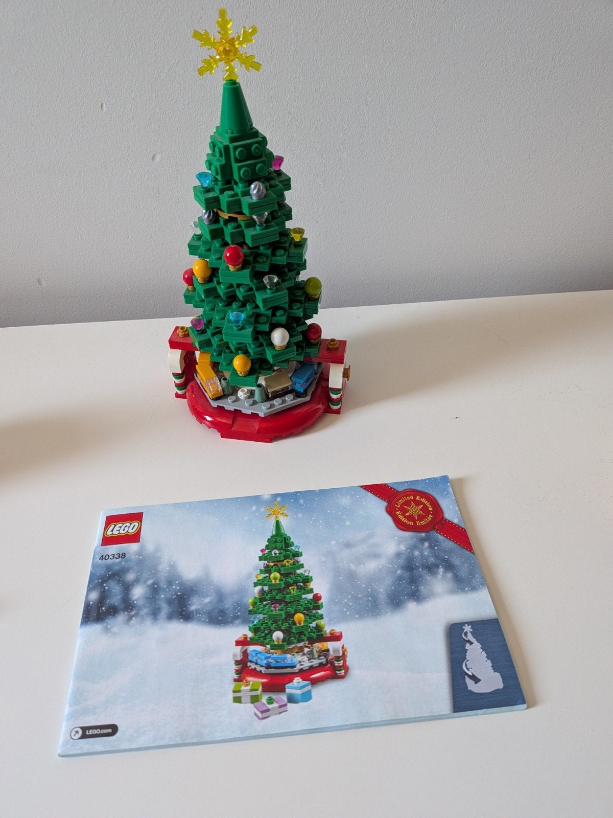 LEGO Kerstboom 40338 - Limited Edition, Kinderen en Baby's, Speelgoed | Duplo en Lego, Ophalen of Verzenden, Zo goed als nieuw